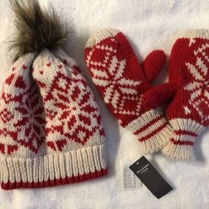 NWT!  ABERCROMBIE POM beanie & mittens set